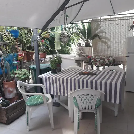 Homestay Chambre Privee Avec Sdb Partagee Chez L'habitant A 10mn De La Mer Nice